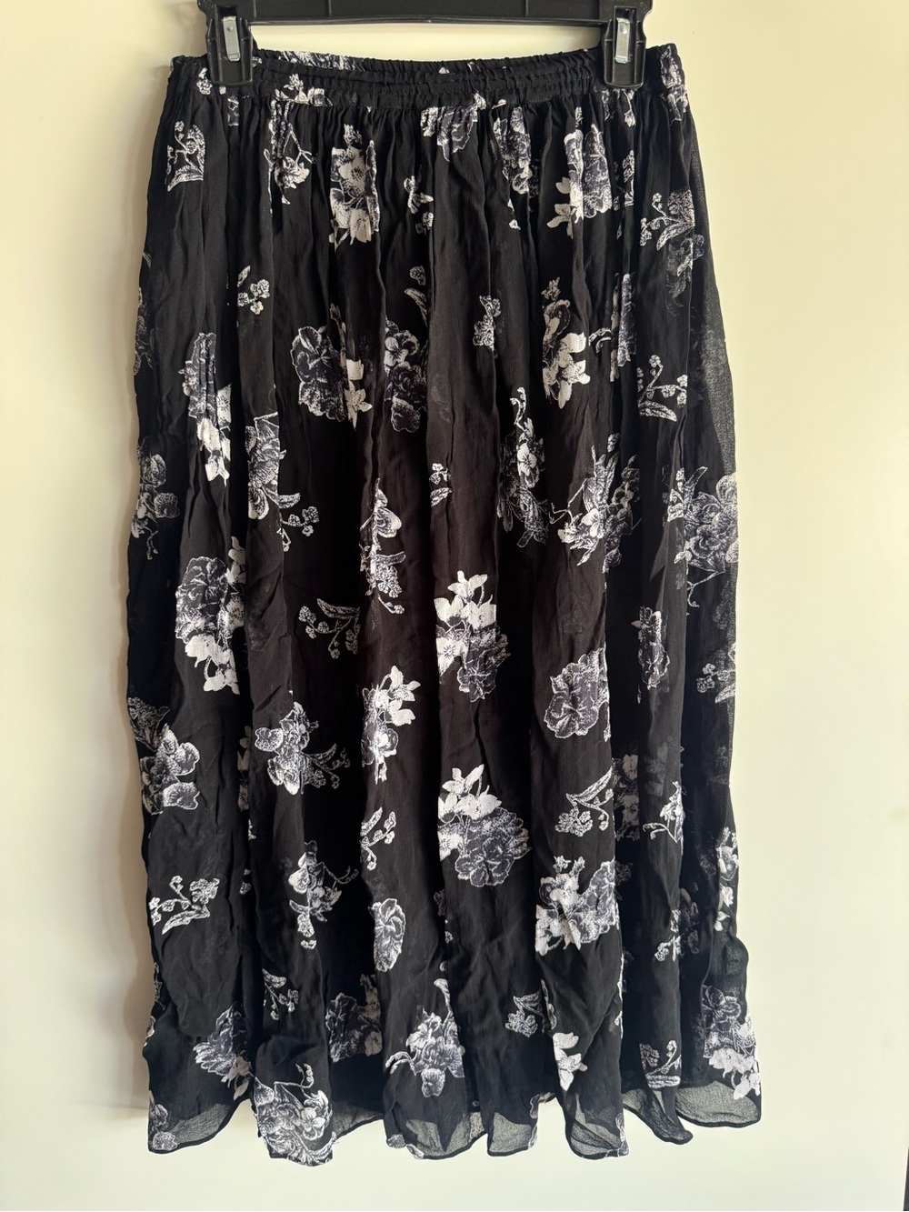 Free People Black Ivory Floral Maxi Skirt Size XS
